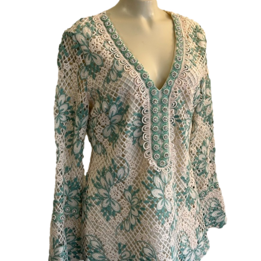 Boston Proper crochet  floral beaded V-Neck blouse MED